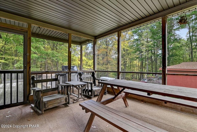 view of sunroom / solarium