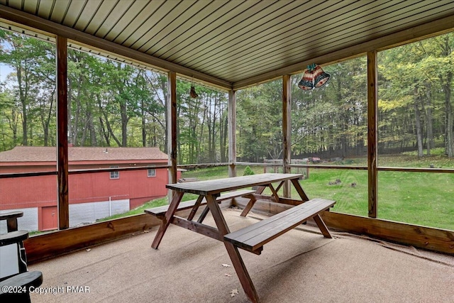 view of sunroom / solarium