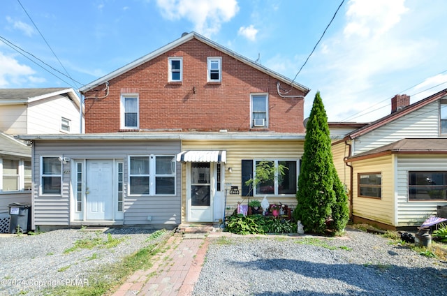 view of front facade with brick siding