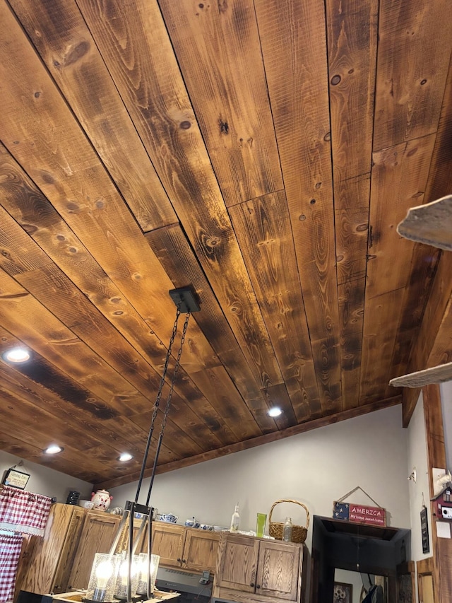 82 Pocono Rd, Albrightsville, PA 18210 - room details featuring wood ceiling