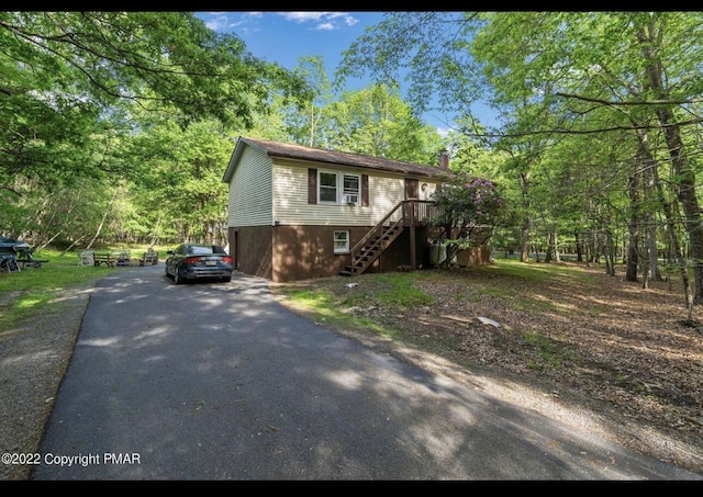 148 Sycamore Cir, Albrightsville, PA 18210 - view of front of property featuring asphalt driveway and stairway