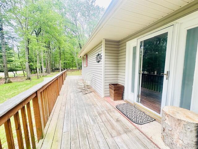 49 Mansi Dr, Albrightsville, PA 18210 - photo 5