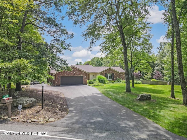5767 Wildflower Cir, Stroudsburg, PA 18360 - photo 2