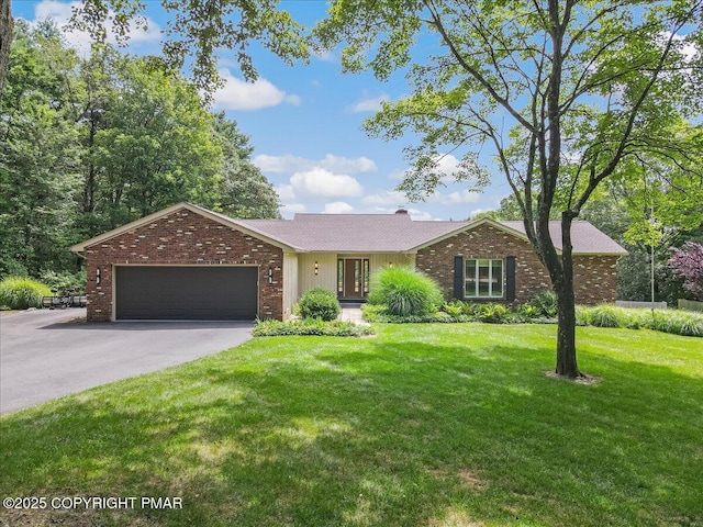 5767 Wildflower Cir, Stroudsburg, PA 18360 - photo 1