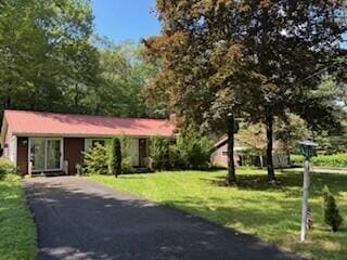 2533 Holly Ln, Kunkletown, PA 18058 - photo 1