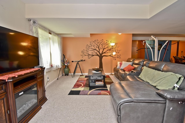 603 Washington Xing, East Stroudsburg, PA 18301 - carpeted living area featuring baseboards