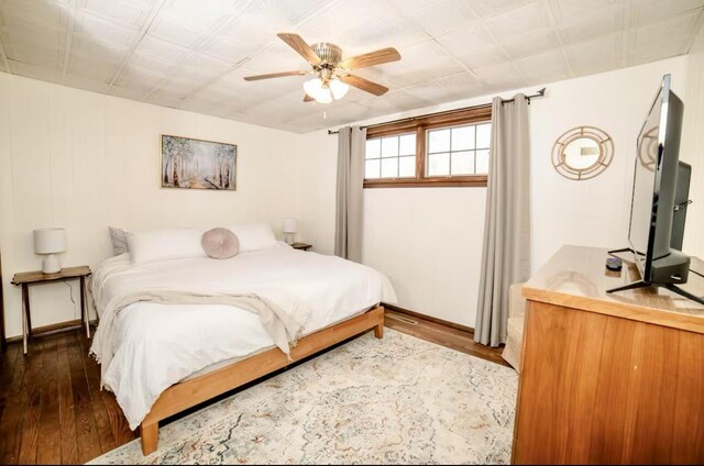 71 Dogwood Dr, Jim Thorpe, PA 18229 - bedroom with wood finished floors and ceiling fan