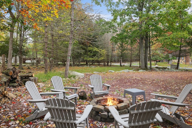 view of patio featuring a fire pit