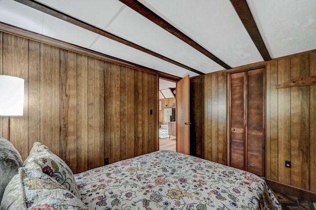 389 Orono Dr, Pocono Lake, PA 18347