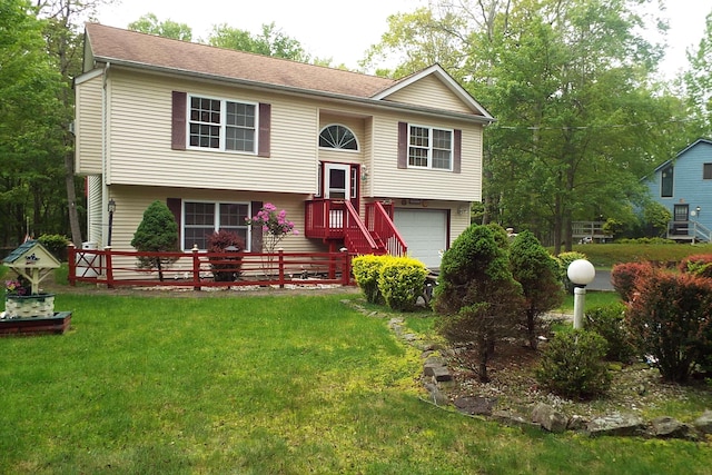115 Gap View Rd, Milford, PA 18337 - bi-level home with a garage and a front lawn