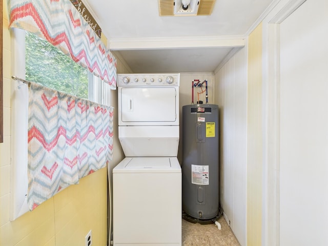 105 Buffalo Trl, Pocono Lake, PA 18347 - laundry area featuring water heater and stacked washer / drying machine