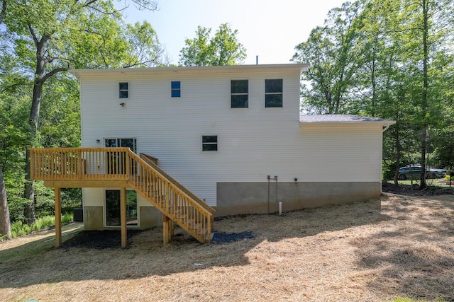 4105 Arbutus Dr Unit 1200, Tobyhanna, PA 18466 - back of house featuring stairs and a deck