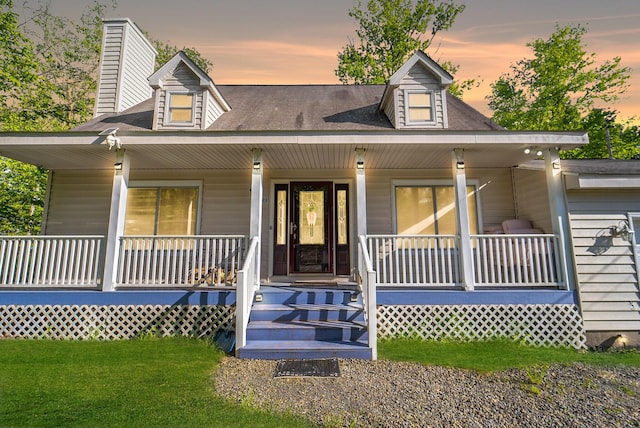 6435 Marvin Gdns, Tobyhanna, PA 18466 - farmhouse featuring a porch and a chimney