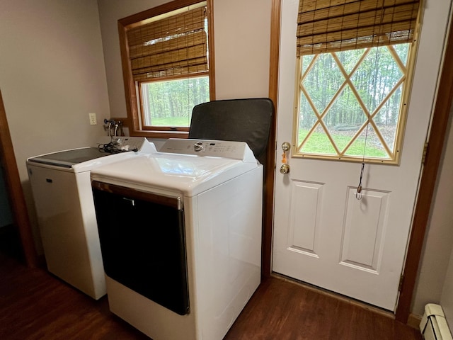 125 Ponder Ln, Scotrun, PA 18355 - washroom featuring a baseboard radiator, washer and clothes dryer, and dark wood-style floors