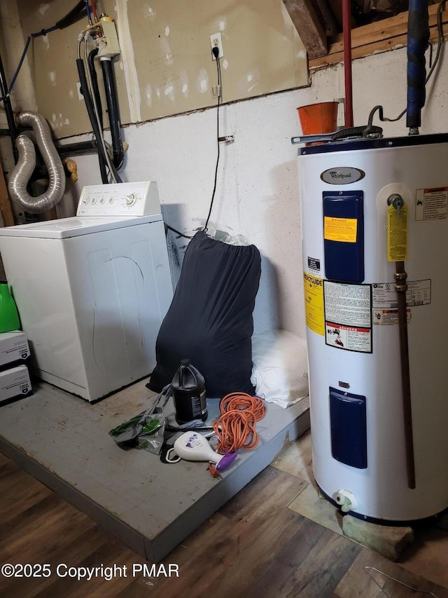 utility room with washer / dryer and electric water heater