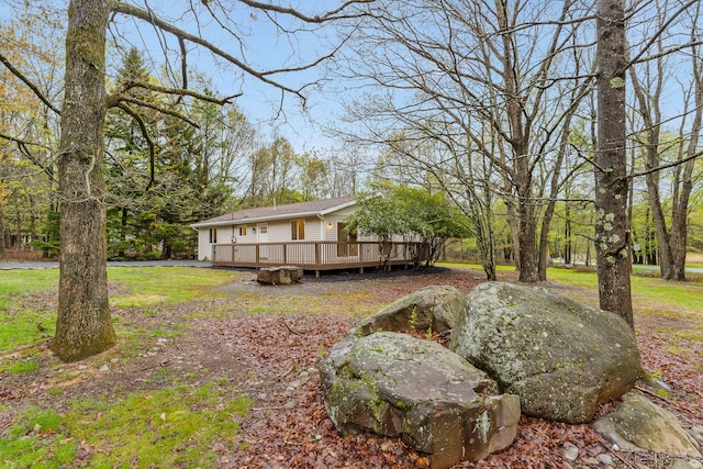 19 Mckinley Ln, Albrightsville, PA 18210 - view of green lawn featuring a wooden deck