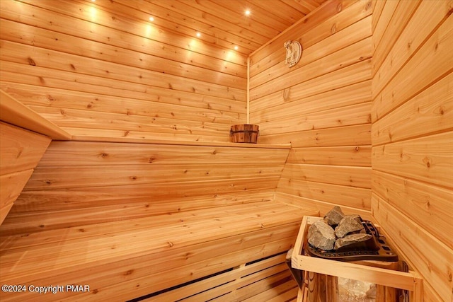 view of sauna / steam room