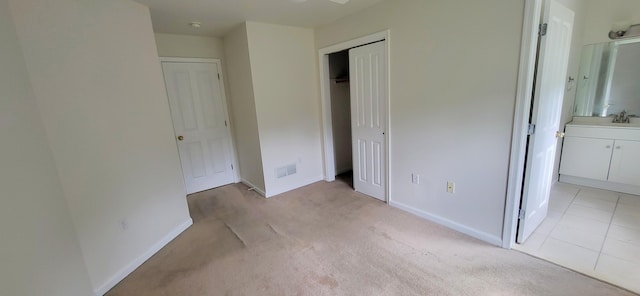 259 Great Bear Way E, Stroudsburg, PA 18302 - unfurnished bedroom with light carpet and a closet