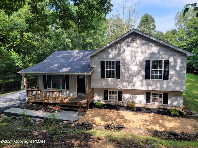 416 Timber Hill Rd, Henryville PA, 18332, 4 bedrooms, 2.5 baths house for sale