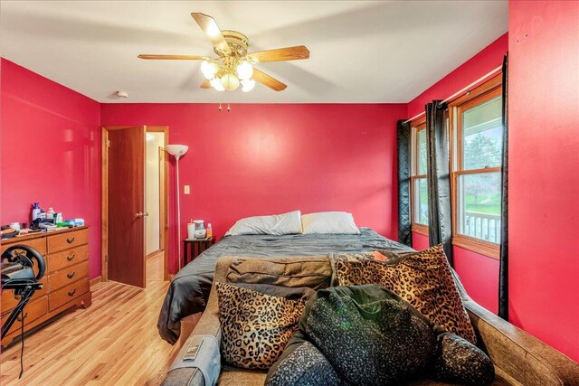 225 Northpark Dr W, East Stroudsburg, PA 18302 - bedroom featuring light wood-style floors and a ceiling fan