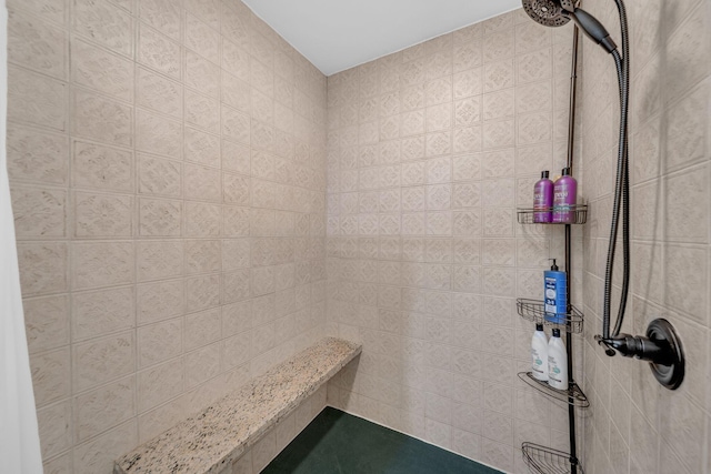 38 N Fairway Dr, Lake Ariel, PA 18436 - full bathroom featuring tiled shower