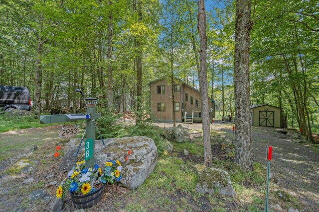 38 N Fairway Dr, Lake Ariel, PA 18436 - view of yard featuring a storage unit