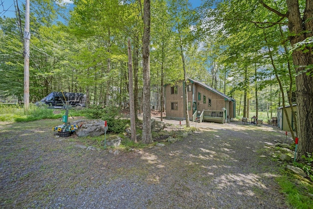 38 N Fairway Dr, Lake Ariel, PA 18436 - view of side of home with a wooden deck