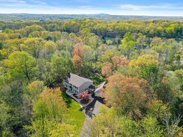 155 Kimberleigh Ct, East Stroudsburg, PA 18301 - view of subject property featuring a forest