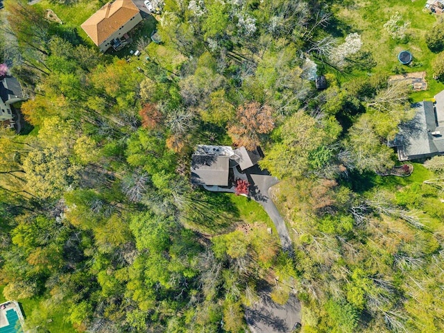 aerial view of property and surrounding area