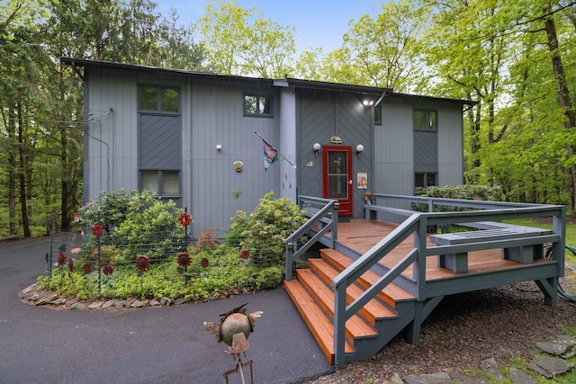 151 Forest Dr, Canadensis, PA 18325 - view of front of house featuring a deck