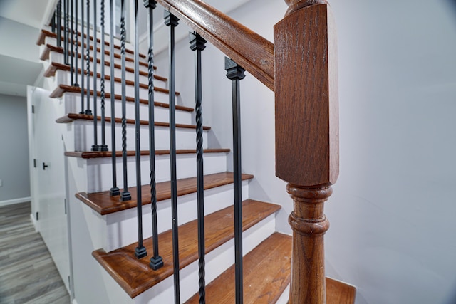 1005 Country Place Dr, Coolbaugh Township, PA 18466 - staircase featuring wood finished floors and baseboards