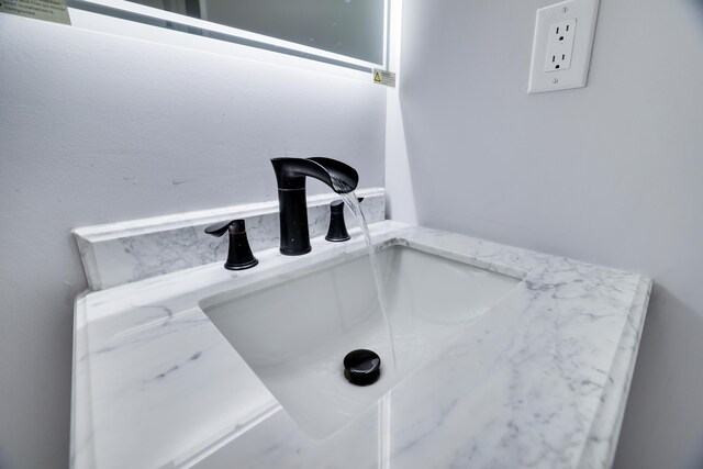 1005 Country Place Dr, Coolbaugh Township, PA 18466 - bathroom view of a sink