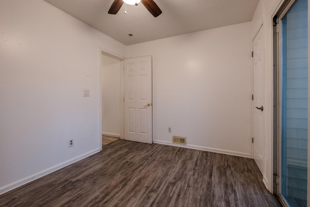 5104 Lake Dr, East Stroudsburg, PA 18301 - empty room featuring dark wood finished floors and ceiling fan