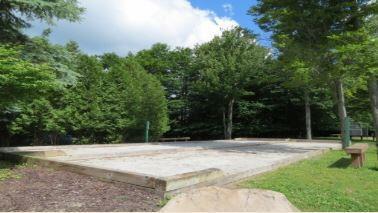 9251 Westwood Dr, Tobyhanna, PA 18466