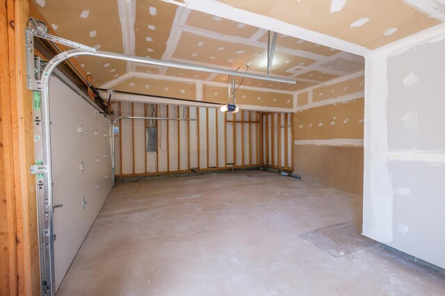 355 Windy Bush Rd, Pocono Pines, PA 18350 - garage with a garage door opener and electric panel