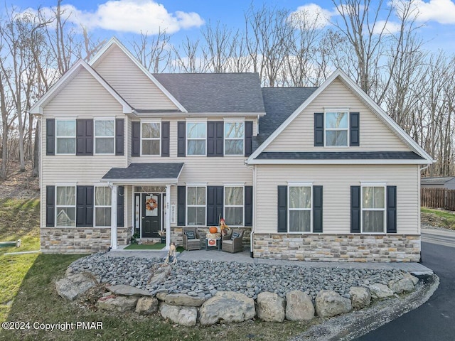 view of front of property featuring a patio