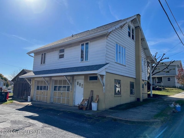 Listing photo 2 for 226 Coal St, Lehighton PA 18235