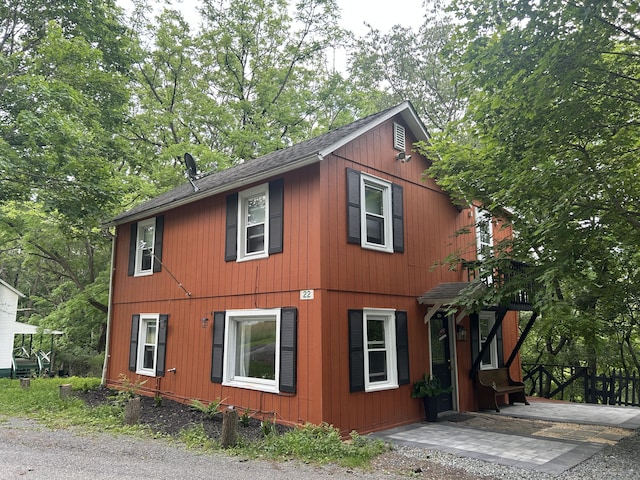 22 Quay Ave, Mount Pocono, PA 18344 - view of property exterior with roof with shingles