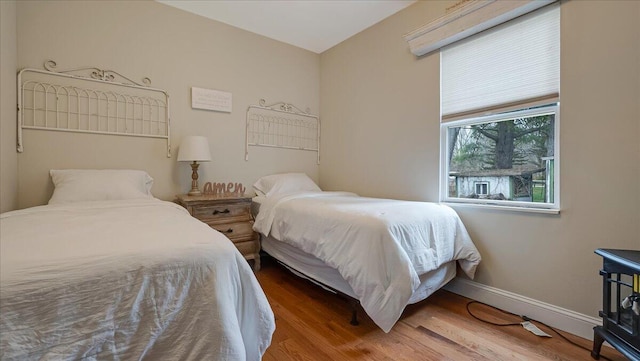 106 Silver Ln, Cresco, PA 18326 - bedroom featuring wood finished floors and baseboards