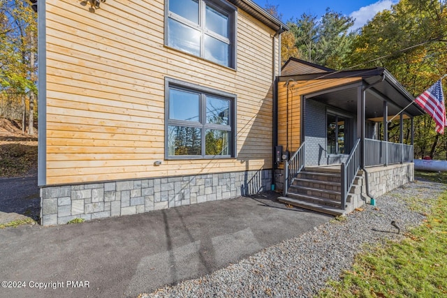 view of front of home with a porch