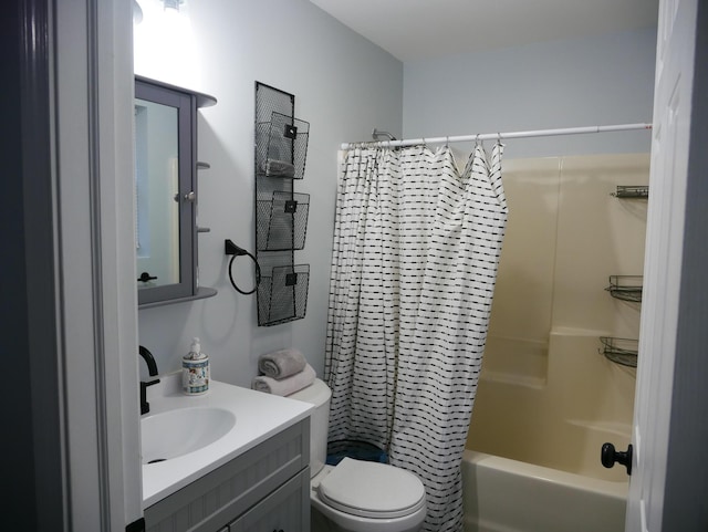 5109 Hickory Ln, East Stroudsburg, PA 18302 - full bathroom featuring shower / bath combination with curtain, toilet, and vanity