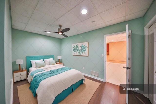 205 Osprey Way E, Stroudsburg, PA 18302 - bedroom with wood finished floors and a ceiling fan