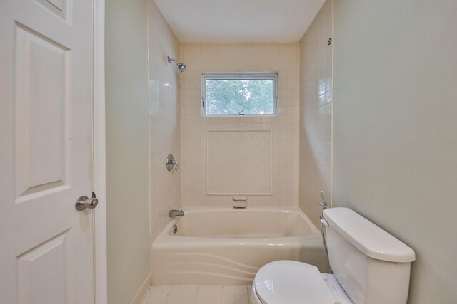 205 Osprey Way E, Stroudsburg, PA 18302 - bathroom with toilet,  shower combination, tile patterned flooring, and baseboards