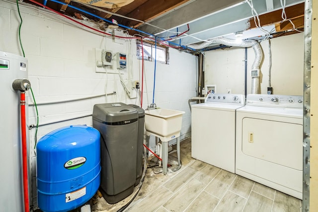 1553 Locust Ln, Pocono Lake, PA 18347 - washroom featuring washer and clothes dryer and light wood-style floors