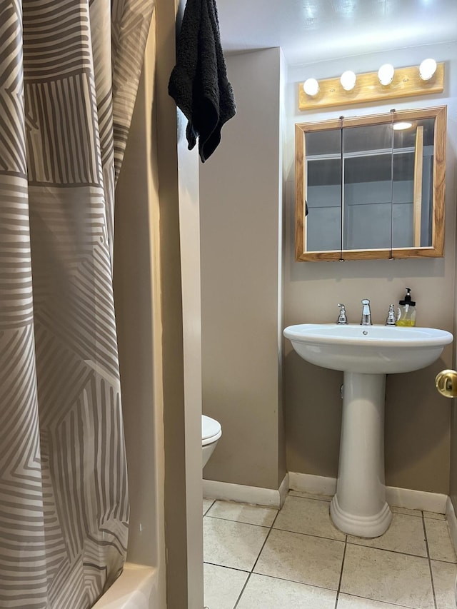 1553 Locust Ln, Pocono Lake, PA 18347 - bathroom featuring baseboards and tile patterned flooring