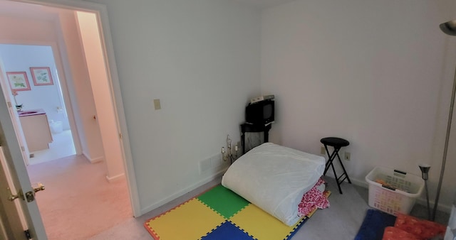 6251 Decker Rd, Bushkill, PA 18324 - carpeted bedroom with baseboards