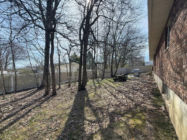 104 Sunset Dr, Mount Pocono, PA 18344 - view of yard featuring a fenced backyard