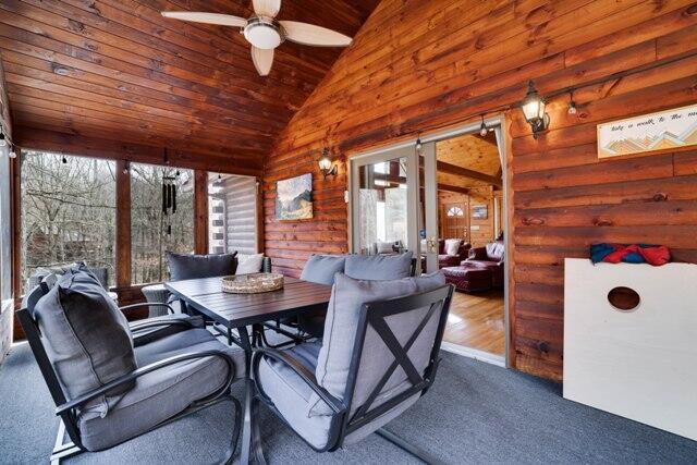 232 Stafford Dr, Bushkill, PA 18324 - sunroom featuring vaulted ceiling