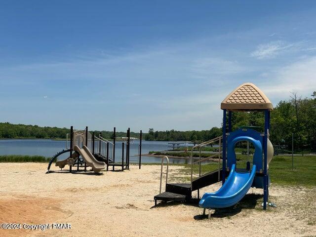 1807 Penn Forest Dr, Albrightsville, PA 18210 - photo 8