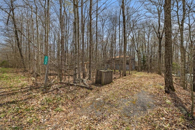 1232 Redwood Ter, Pocono Pines, PA 18350 - view of yard